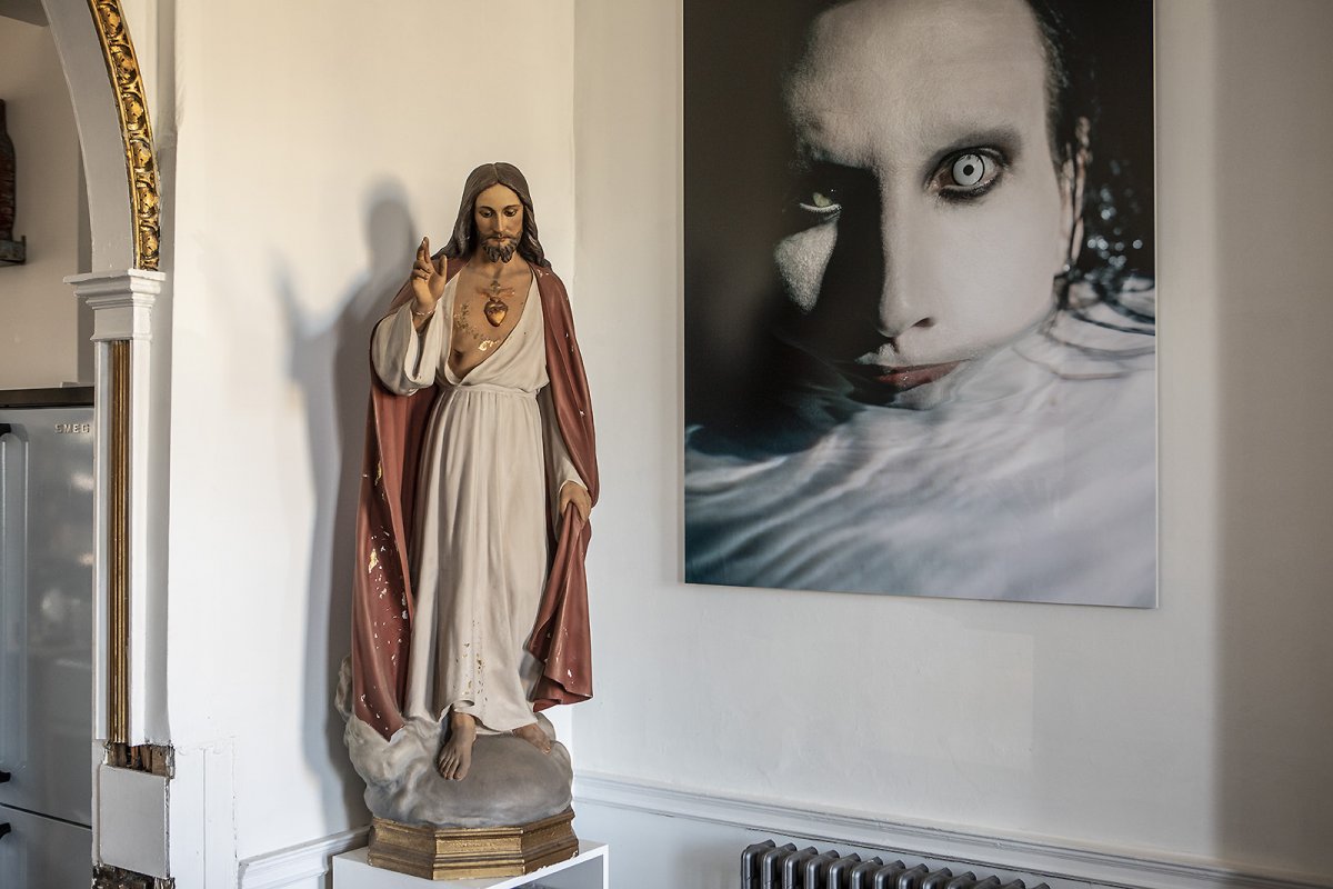 christ and the anti-christ(?)