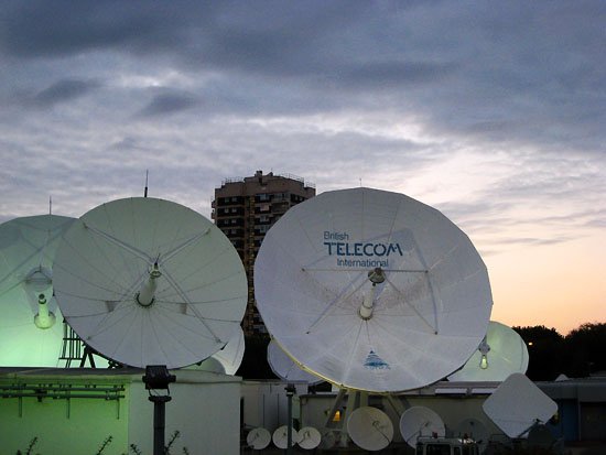 i hear you listening in telephone thing (pt.2)