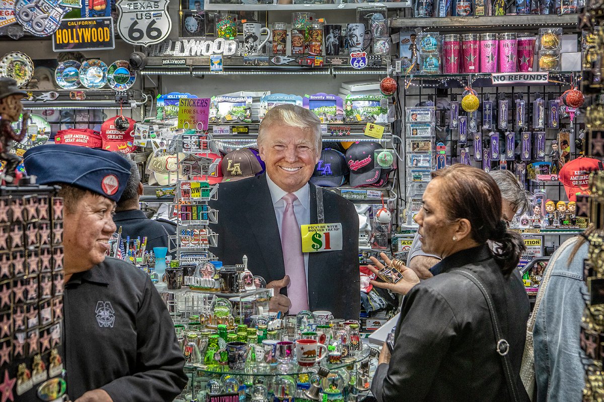 I wouldn't buy THAT for a dollar