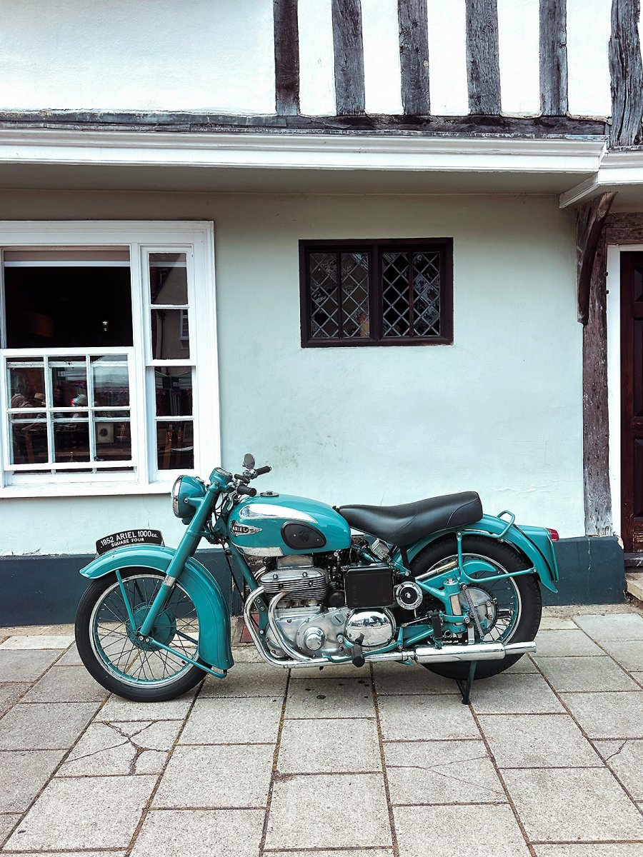 1952 ARIEL
