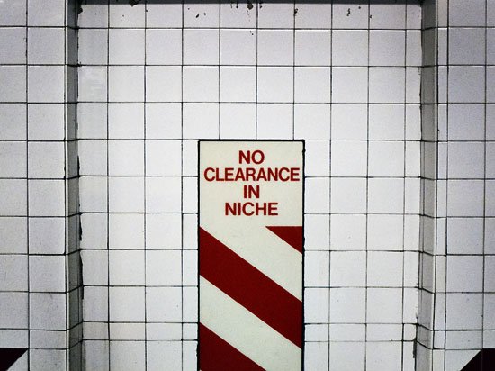 NO CLEARANCE IN NICHE