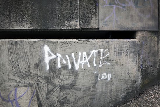 private loo