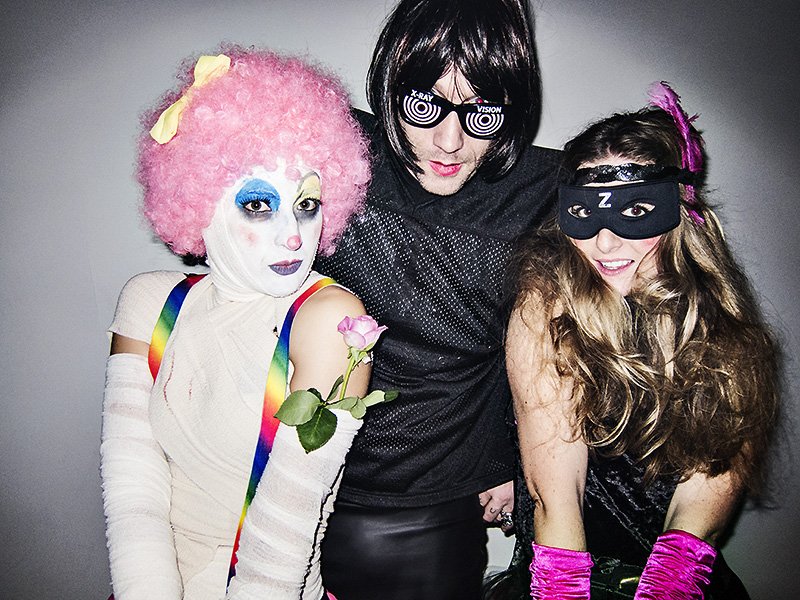 mummy maria clown, some fool and zorro melinda