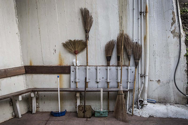 hogwarts broomstick cupboard
